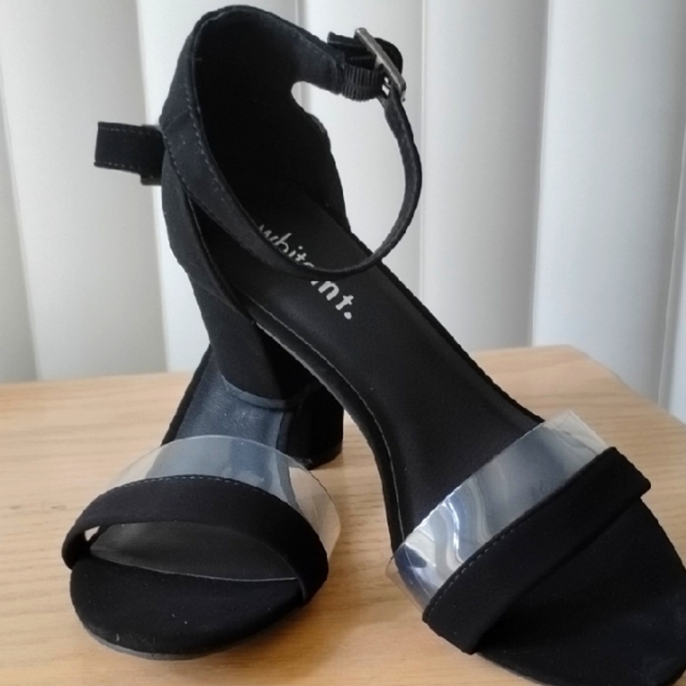 Elegant Black Ankle Strap Heel